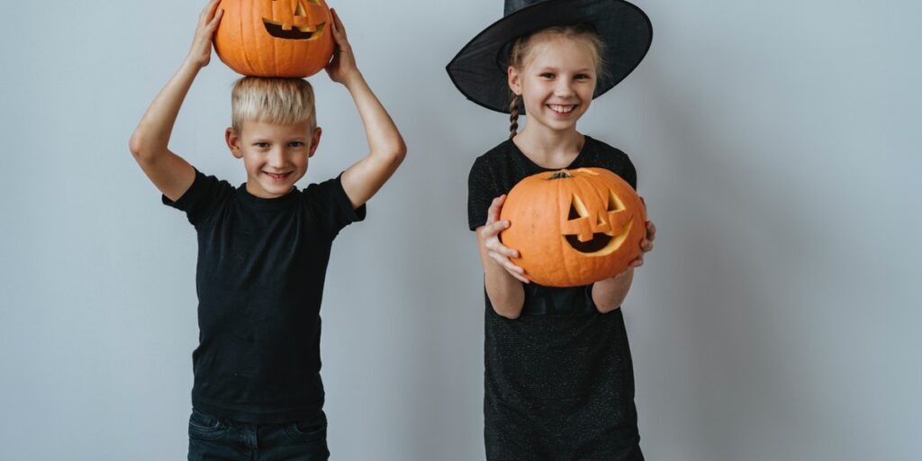 kids on halloween