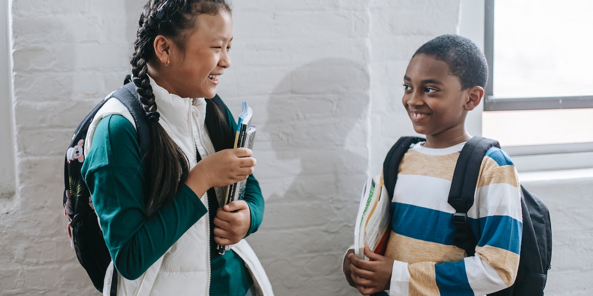 How to Keep Head Lice Away at the Start of the School Year